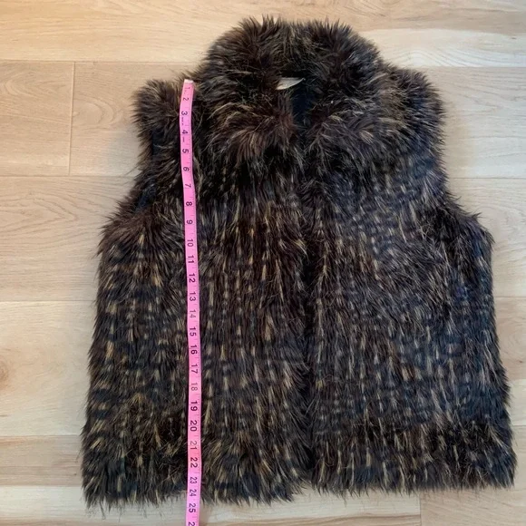Vintage Painted Pony Faux Fur Vest Size M/L. EUC - Picture 8 of 13